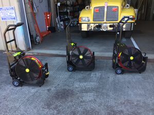 SuperVac V18-BL - 3 Fans.jpg